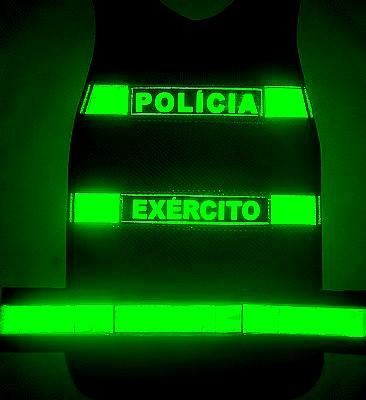 alt="Coletes Refletivos da Polícia do Exército"