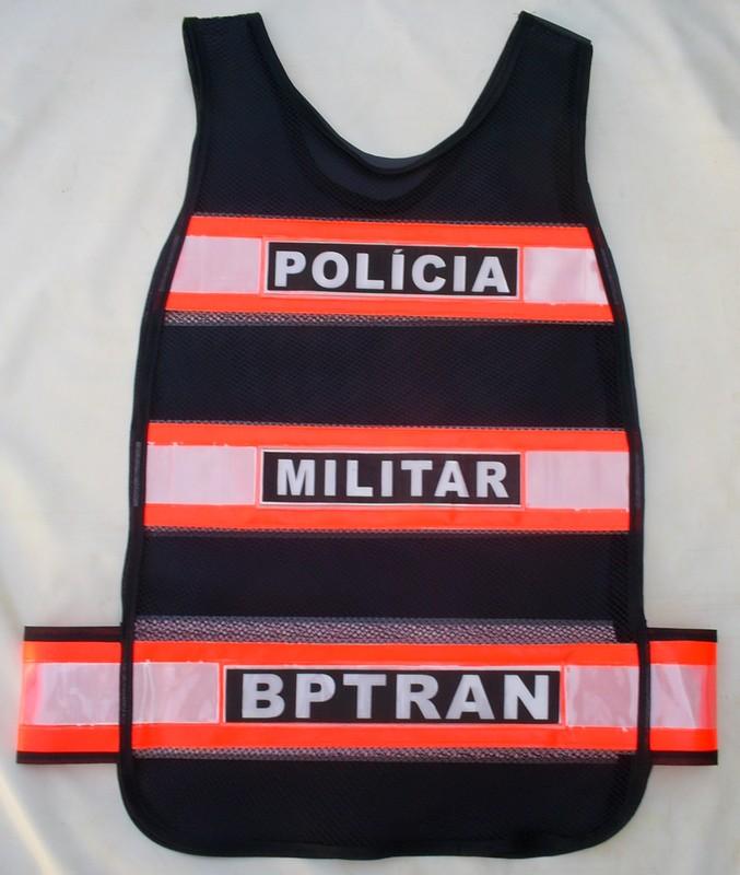 imagem de colete refletivo da Policia Militar