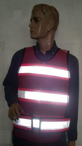 alt="imagem de colete refletivo"