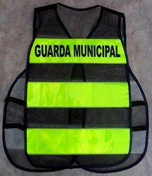 alt="colete refletivo amarelo fluorescente"